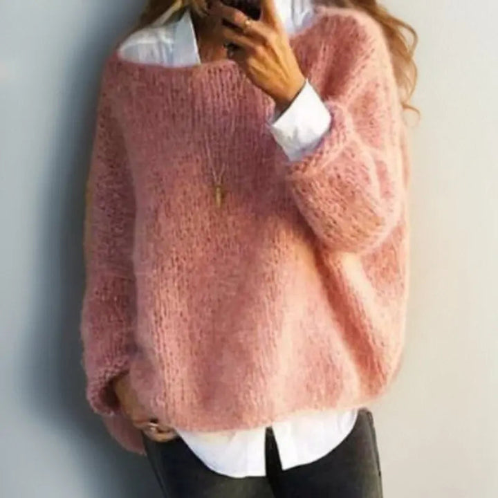 Cozy women's oversized mohair blend knit sweater jumper for winter, featuring long sleeves & round neck.