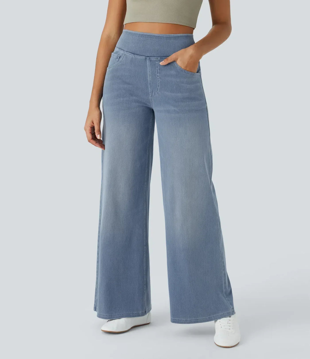 Casual light blue high-waisted wide-leg stretch trousers, a key piece for spring/autumn outfits.