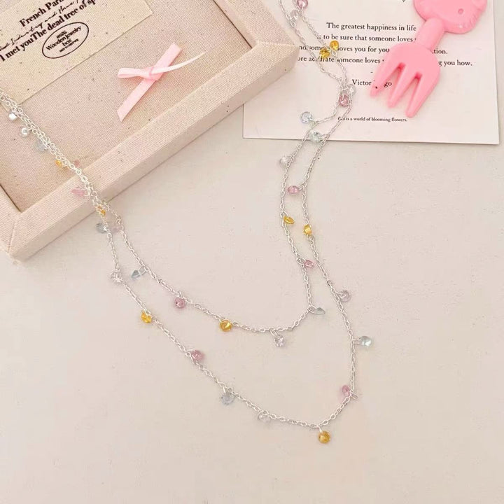 Adjustable silver charm ankle bracelet for women, dazzling & elegant summer jewelry.