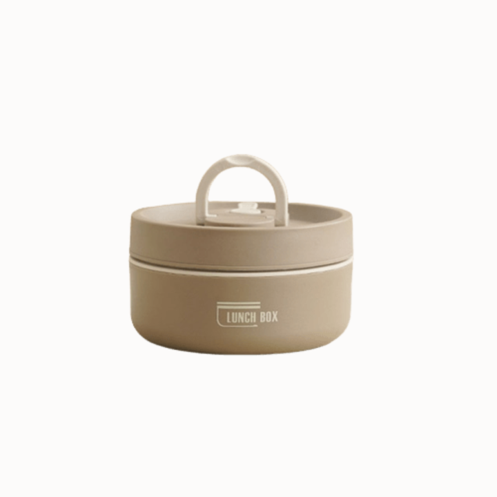 Portable leak-resistant food container for outdoor adventures & travel meals.