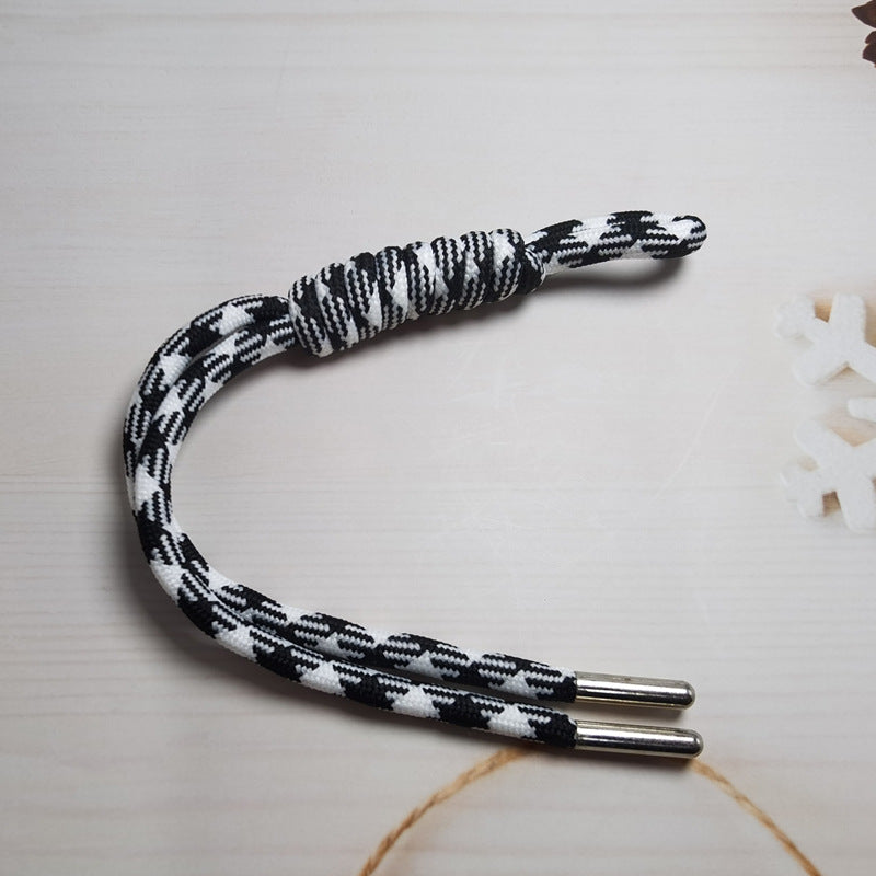 Versatile paracord for crafting survival bracelets, lanyards, and outdoor utility.