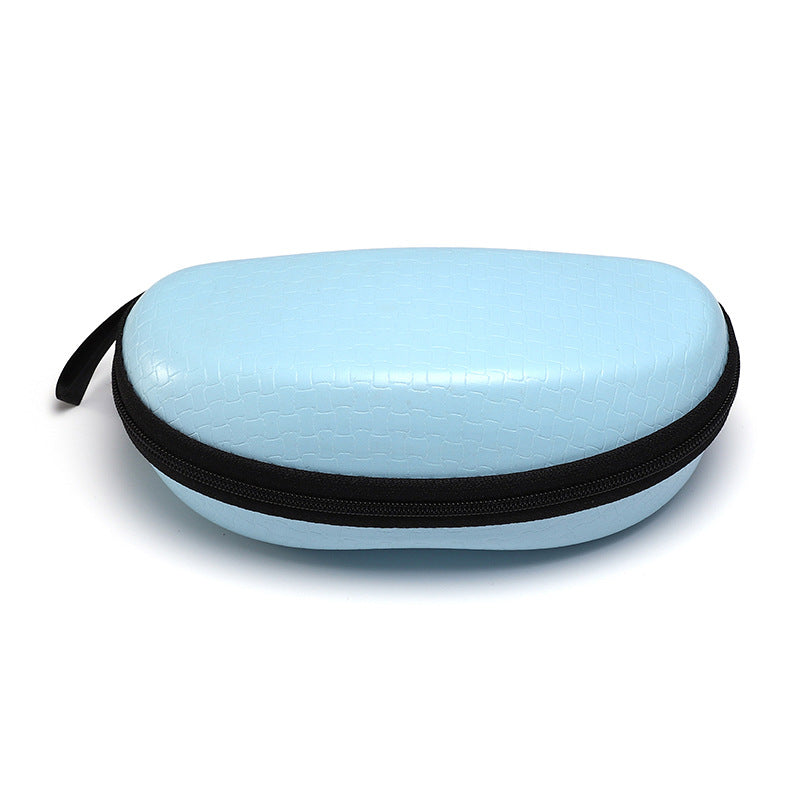 Stylish unisex hard case for eyewear. Provides robust protection for glasses & sunglasses, a practical travel accessory.