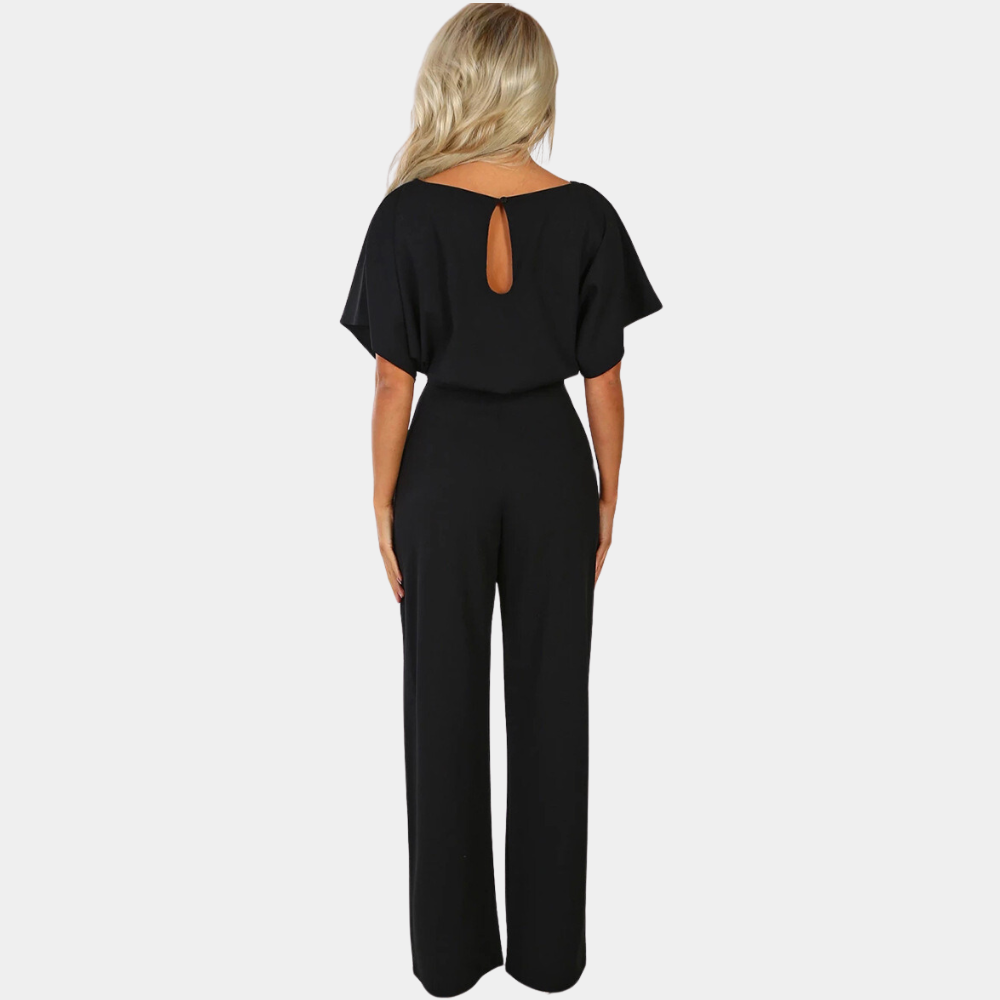 Versatile women's chic jumpsuit, ideal for spring fashion, summer outfits & everyday comfort.