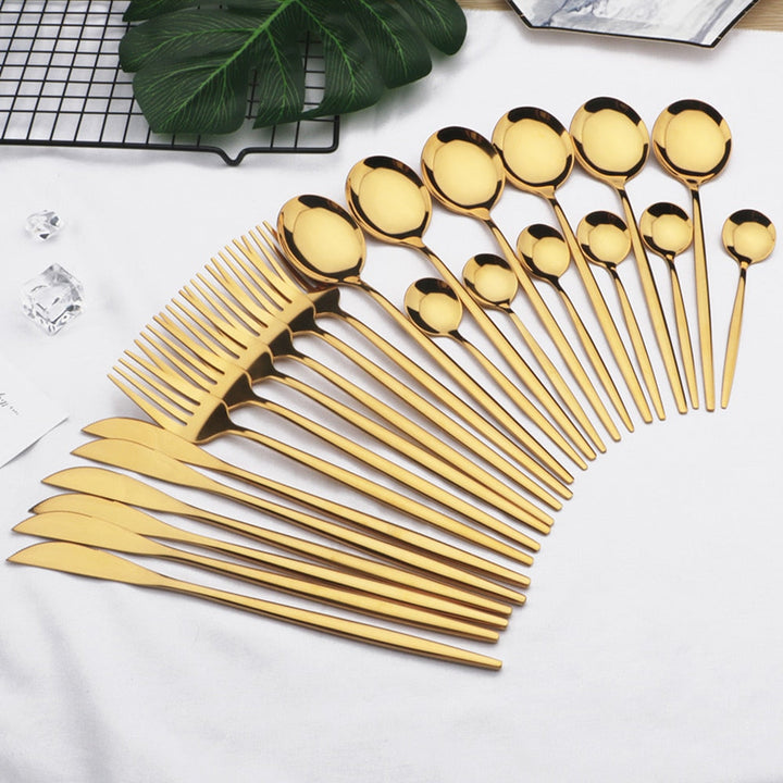 Elegant soup spoon from the 24-piece modern cutlery set, ideal for sophisticated meals.