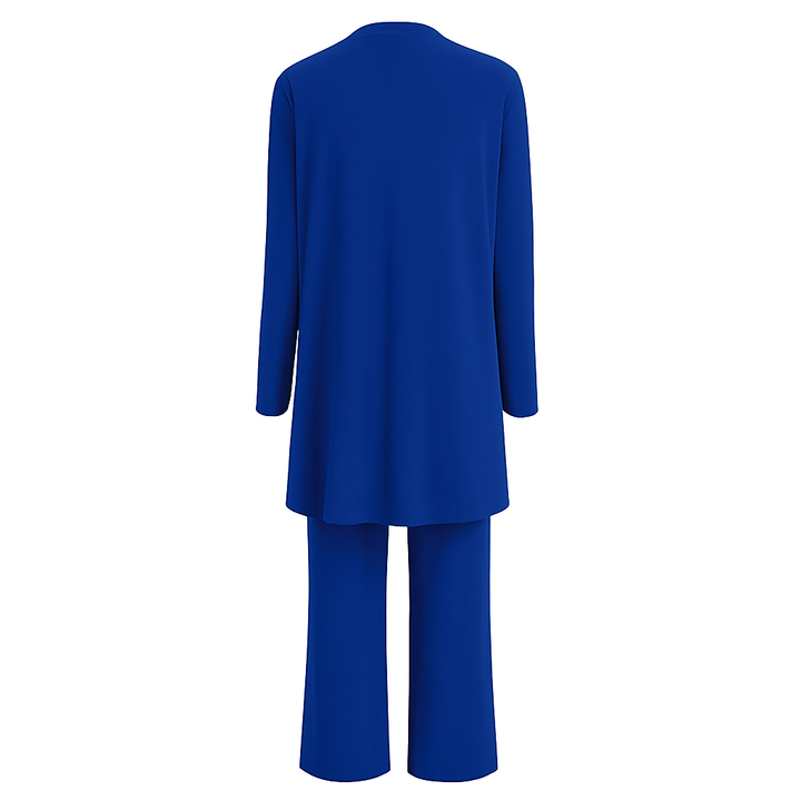 Elegant women's ensemble: 3-piece co-ord set for versatile styling.