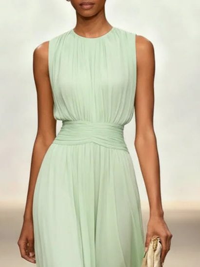 Formal maxi dress with ruched waist, flattering for all special occasions.