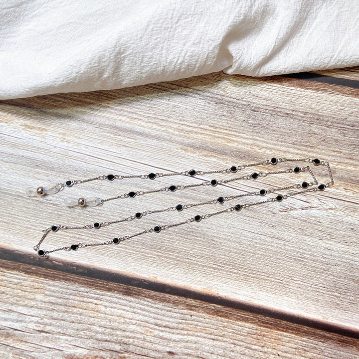 Stylish onyx bead jewelry holder chain. An elegant accessory & perfect gift for her. Black finish.