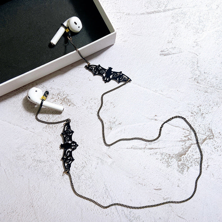 Elegant black women's jewelry holder necklace chain, perfect for displaying pendants or charms.