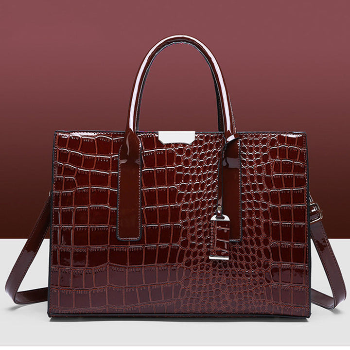 Elegant crocodile embossed PU leather handbag set for women. Luxury shoulder bag, purse & wallet.
