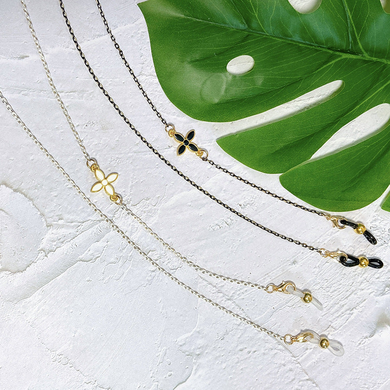 Elegant filigree pendant necklace for women. Delicate jewelry, a perfect fashion accessory and gift for her.