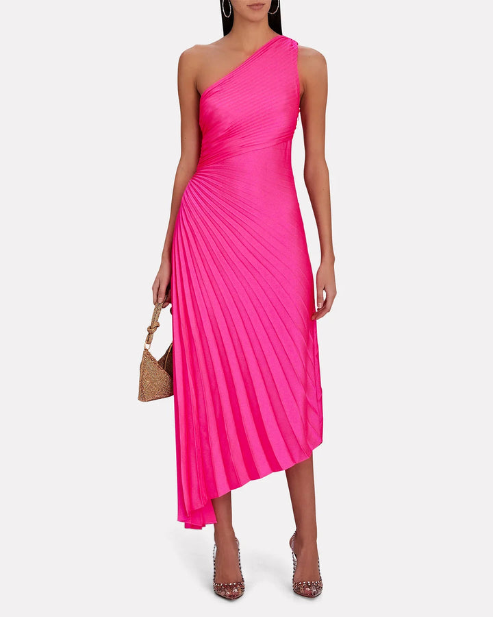 Comfortable flowing summer dress for women, an elegant maxi style. Ideal for special occasions.