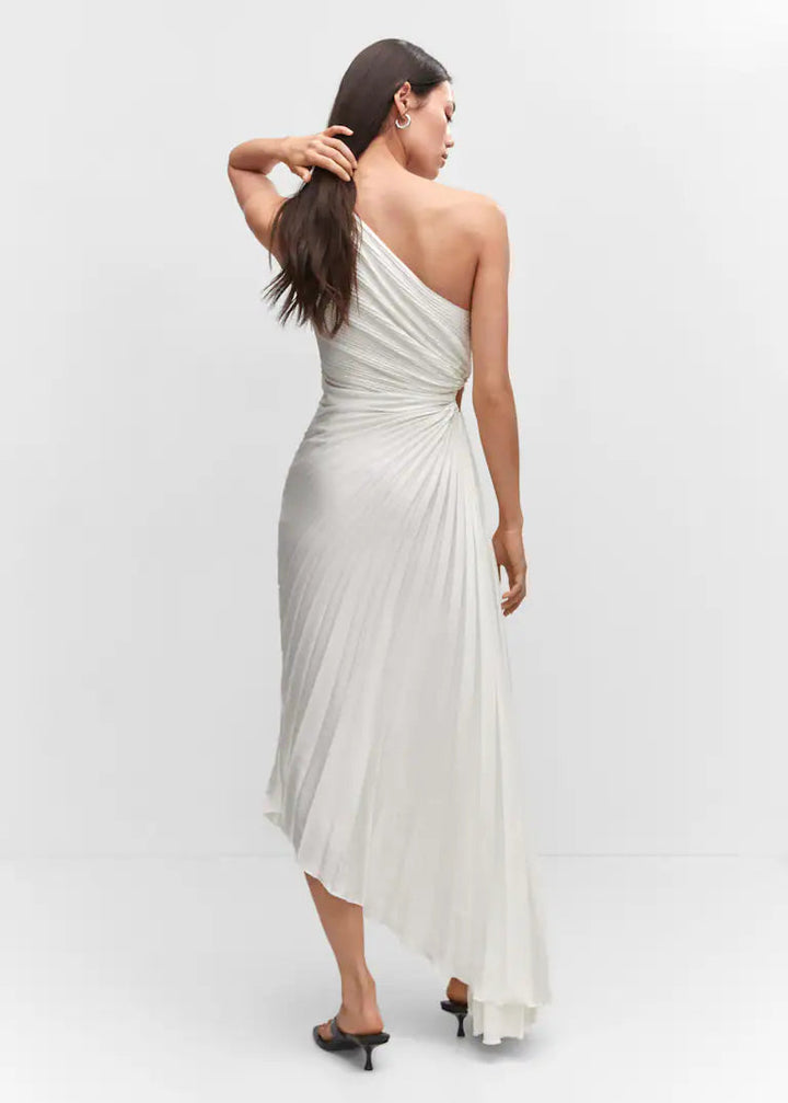Comfortable flowing women's maxi dress, perfect as a summer occasion wear. An elegant long dress.