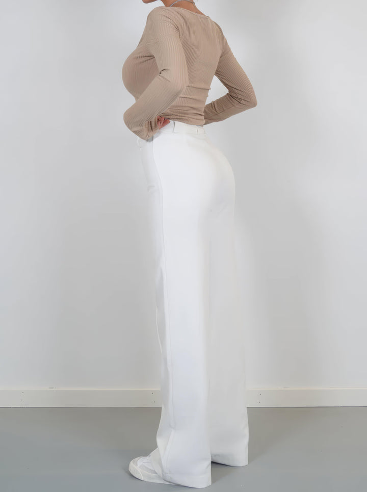Navy elegant high-waisted wide-leg trousers, perfect for sophisticated women's outfits.