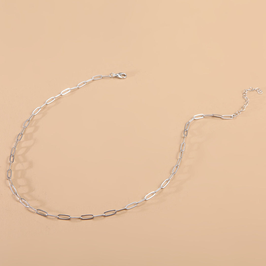 Stylish long link gold chain necklace, elegant women's fashion jewelry, a versatile statement piece.