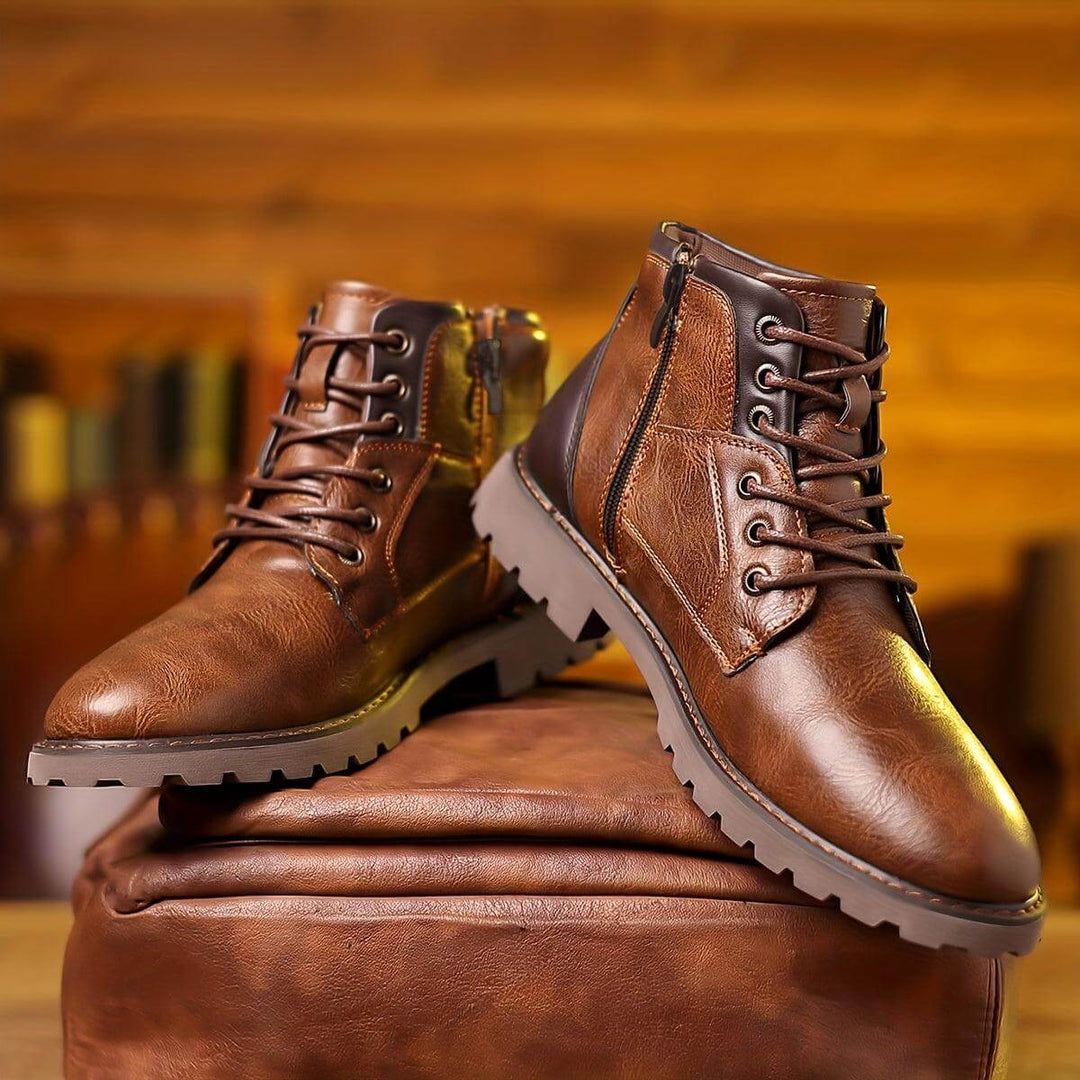 Premium men's ankle boots, designed with a practical zipper for style and comfort. Essential for elegant men's fashion.