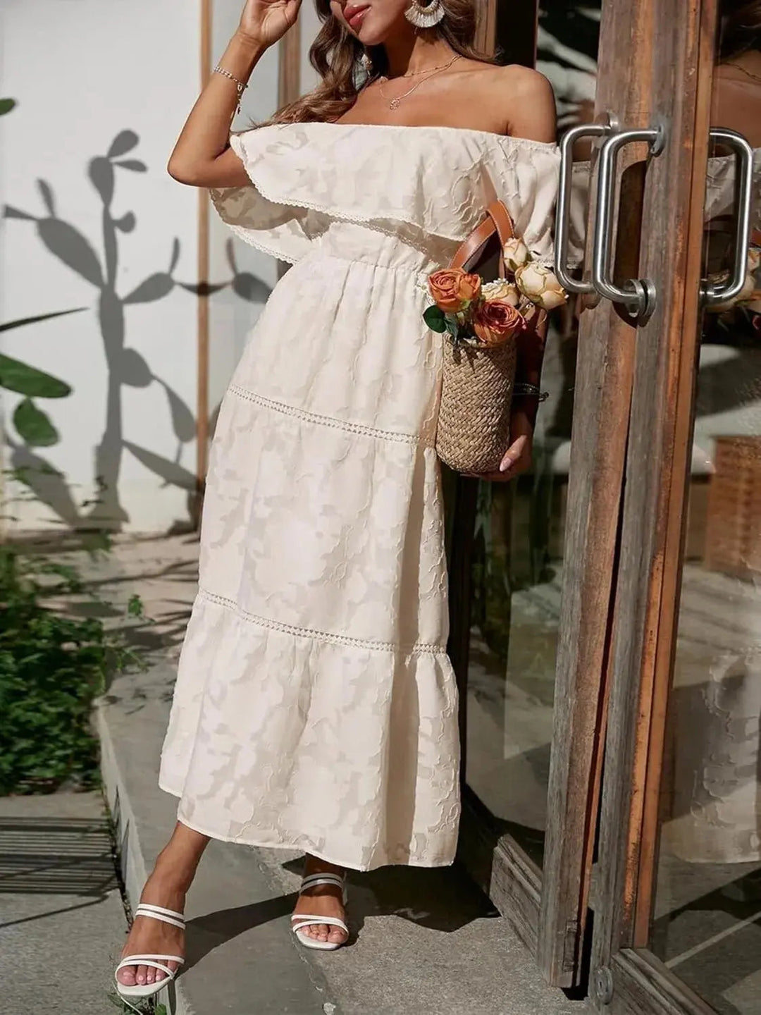 Comfortable & chic women's off-shoulder flowy maxi dress, perfect for summer wear.