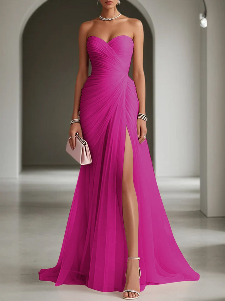 Elegant women's one-shoulder formal dress with stylish pleats, a beautiful maxi gown for weddings and events.