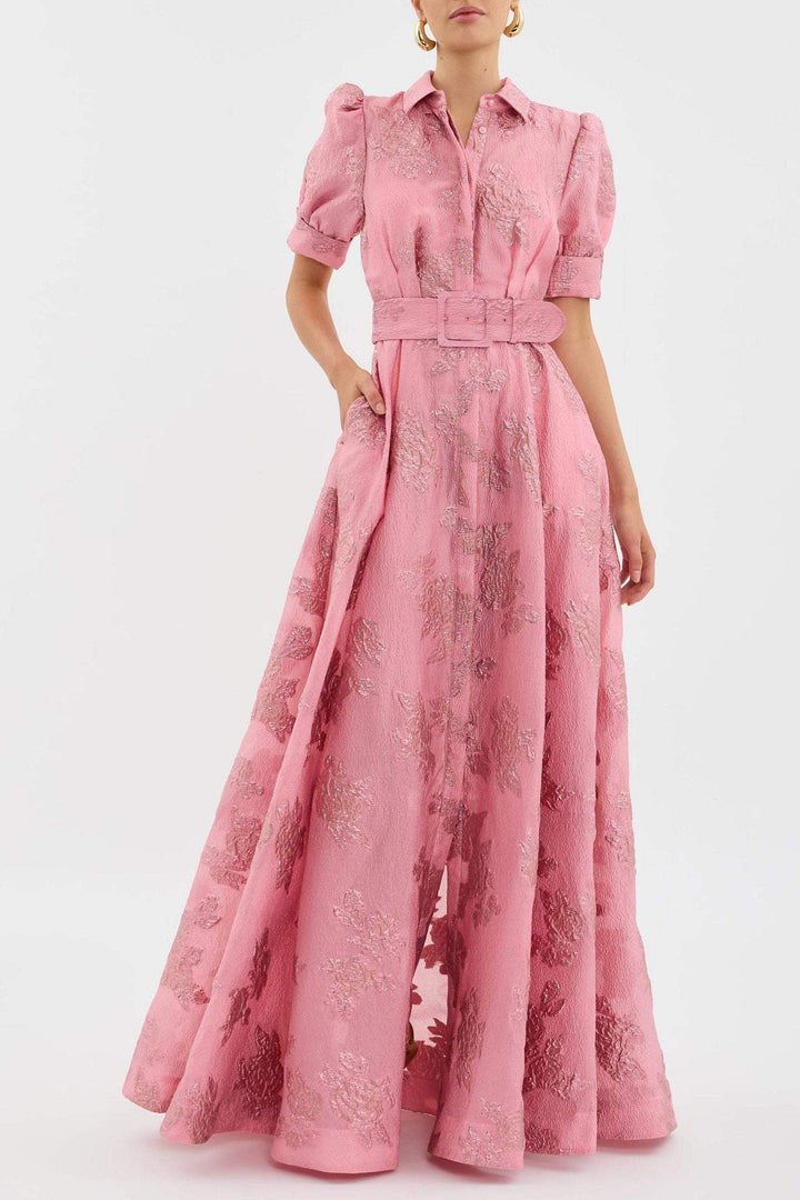Fashionable women's pink puff sleeve dress, a versatile and elegant short sleeve option for summer day to night.