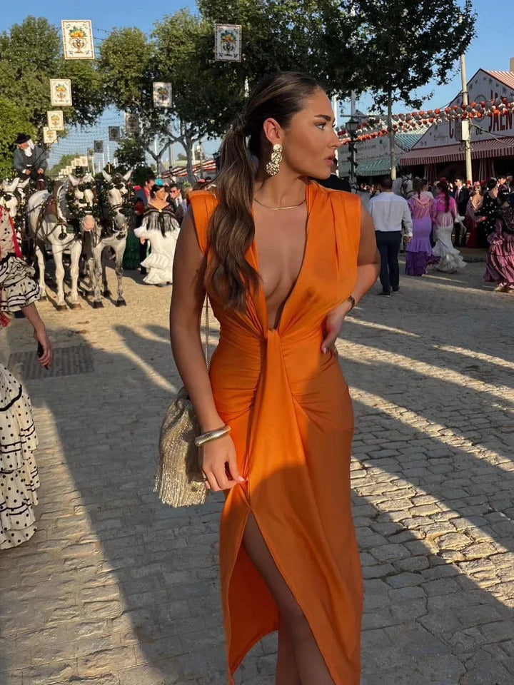 Perfect summer women's pleated maxi dress, offering elegant style and a flowy silhouette.