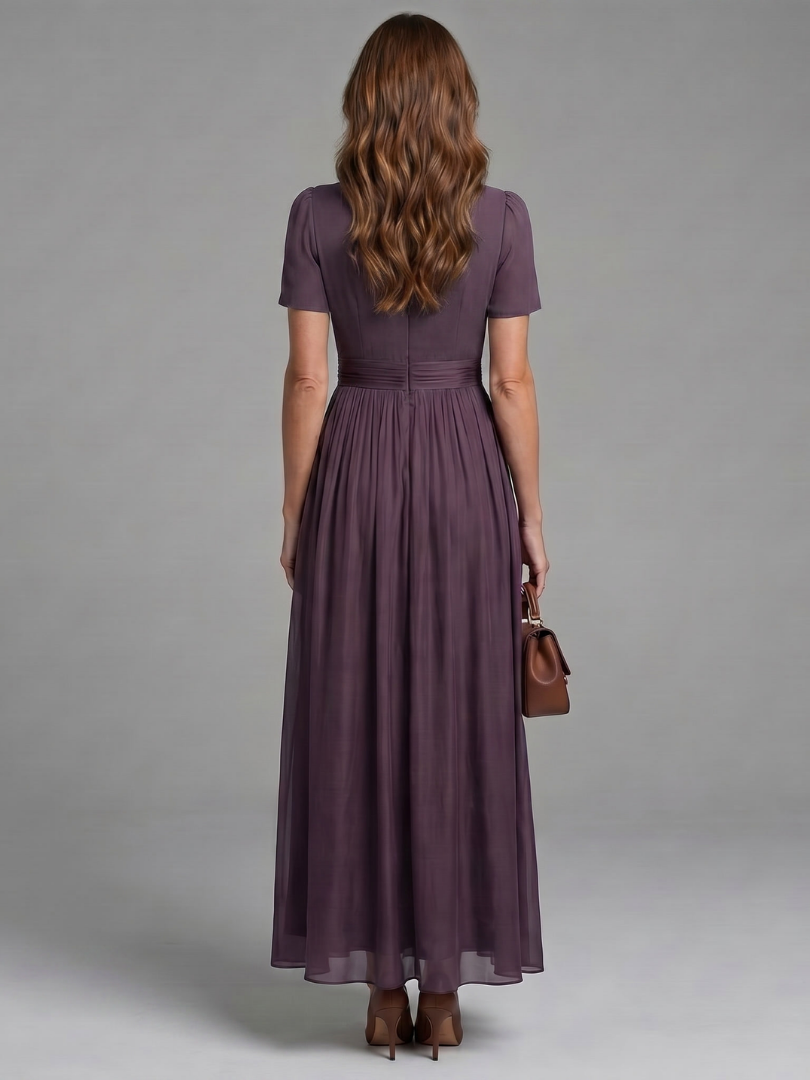 Women's summer maxi dress in purple, a comfortable and stylish option with a gathered waist & keyhole detail.