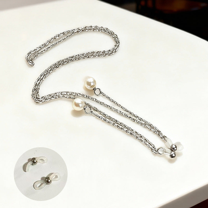 High-quality unisex eyewear chain, blend of crystal & robust metal.