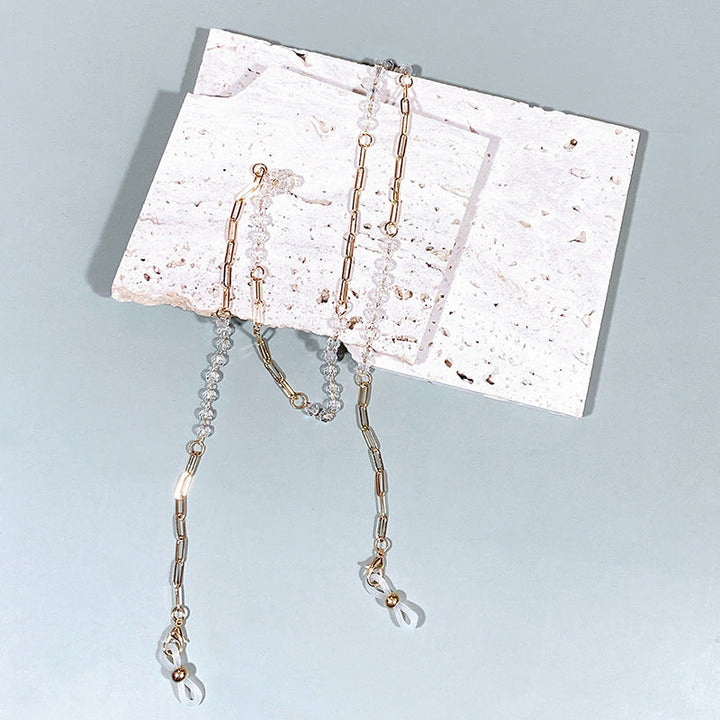 Chic eyeglass chain, an elegant accessory to securely hold glasses. Unisex fashion essential & gift.
