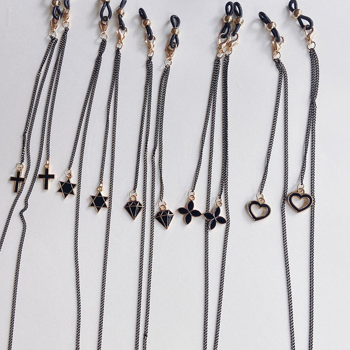Stylish star glasses holder chain, a chic and practical unisex accessory for everyday eyewear.