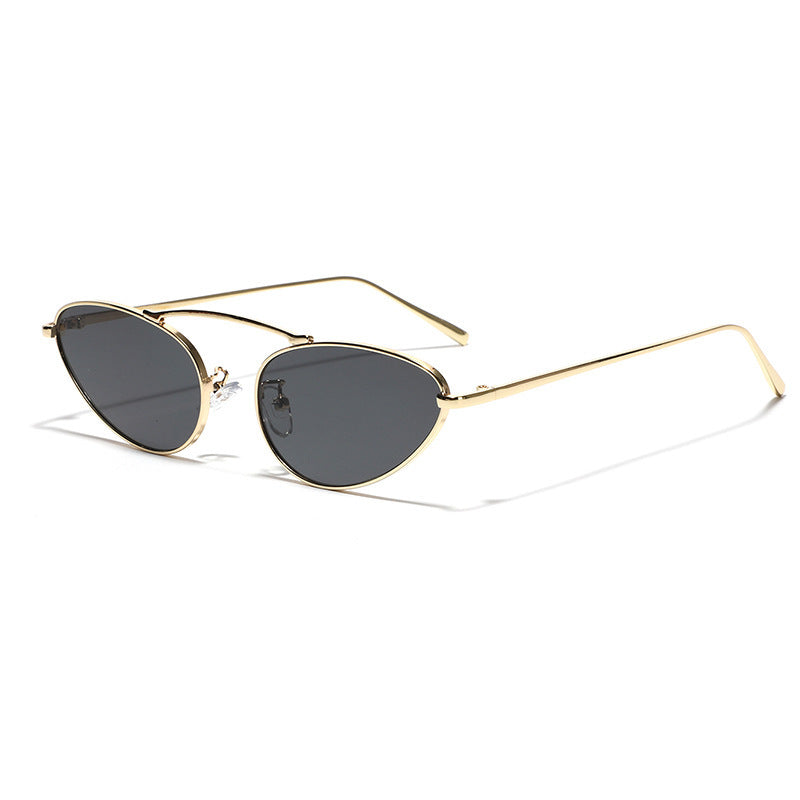 Premium elegant unisex sunglasses. Enjoy comfortable wear, stylish design, and effective UV eye protection.