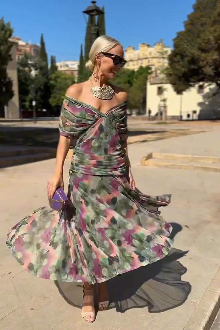 Flowy gradient V-neck maxi dress, an elegant women's party dress, perfect for evening events.
