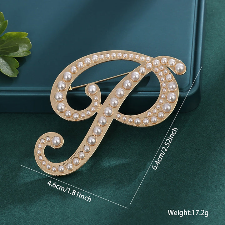 Pearl hair grip for women, providing an elegant and secure hold.