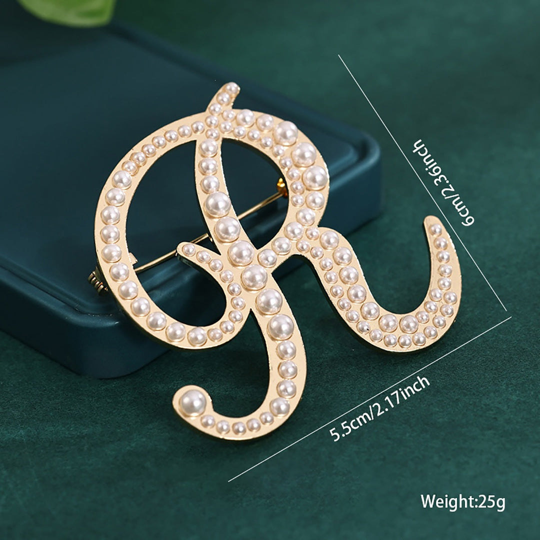 Pearl-encrusted hair clip, perfect for formal events & daily elegance.