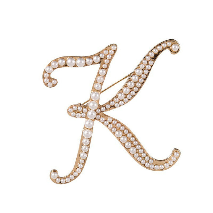 Women's elegant pearl hair barrette, perfect for special occasions.