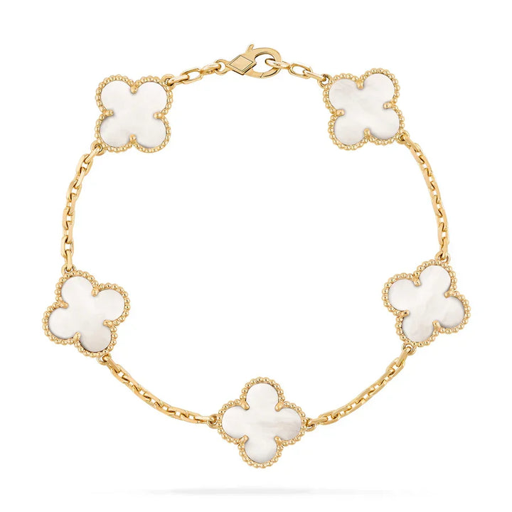 Adjustable 18k gold-plated clover leaf bracelet, an elegant women's jewelry gift for her.