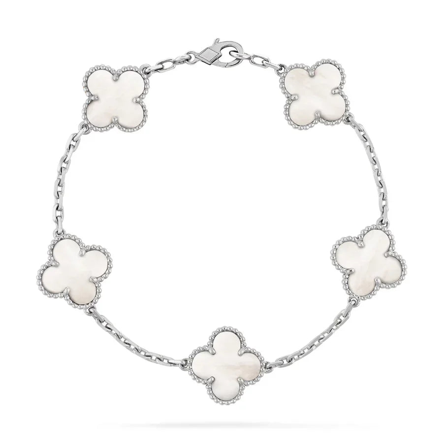 Elegant women's gold-plated clover leaf stone bracelet, adjustable and chic fashion accessory.