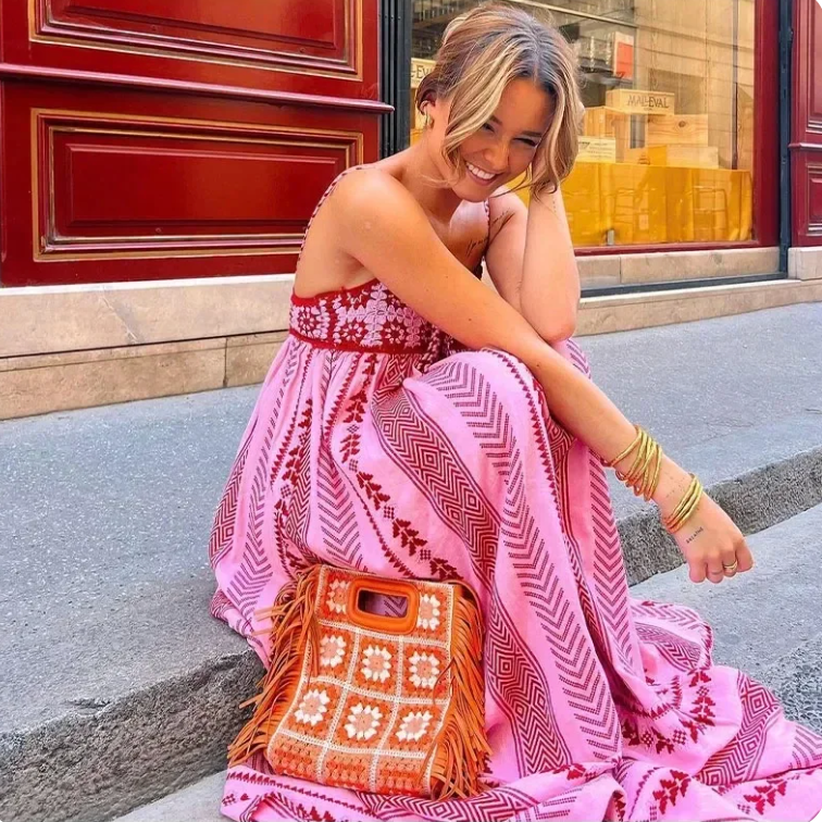 Flowing summer maxi dress for women, ideal for beach vacations & holidays. Comfortable, feminine style.