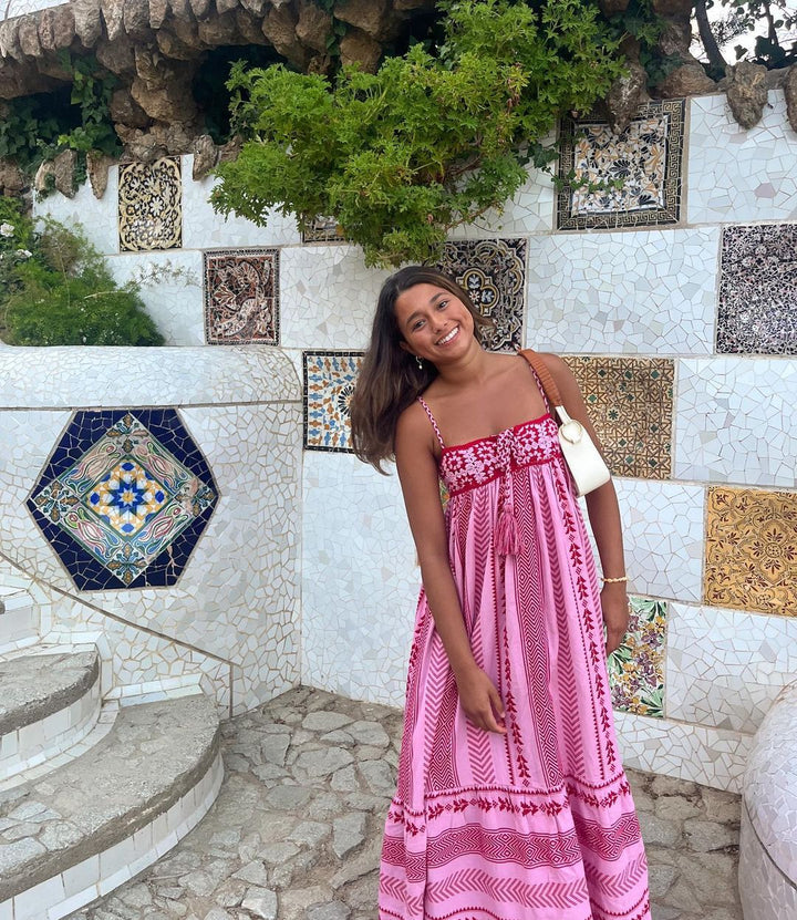 Casual flowing A-line maxi dress for women, ideal beach or holiday wear. Comfortable and chic summer style.