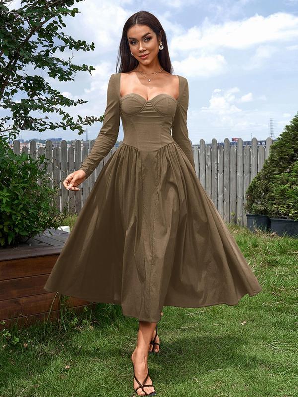 Flattering women's A-line formal dress, featuring an elegant ruched sweetheart neck and beautiful drape.