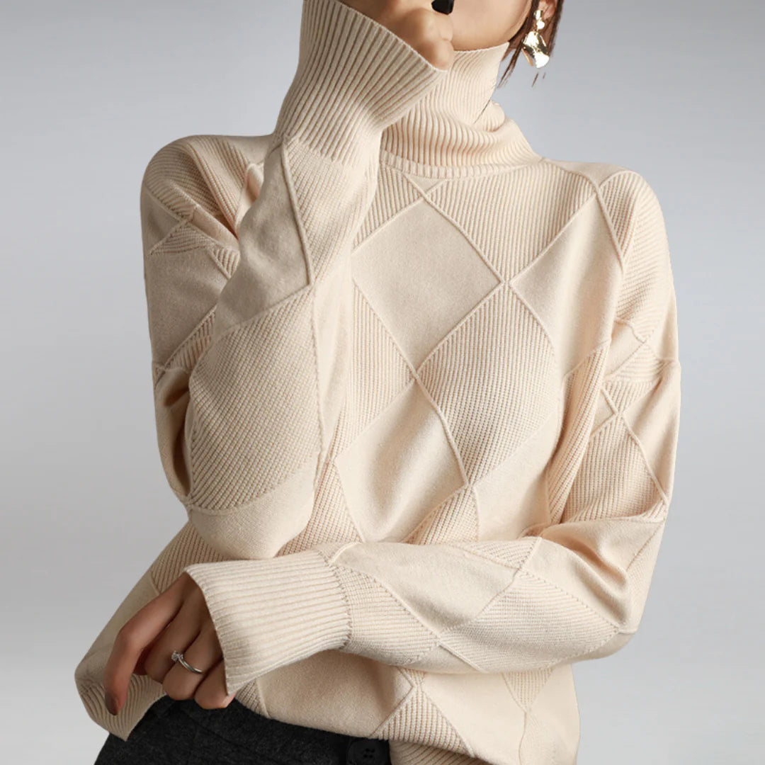 Comfortable argyle turtleneck sweater for women. Chic long sleeve knitwear, perfect for autumn coziness.