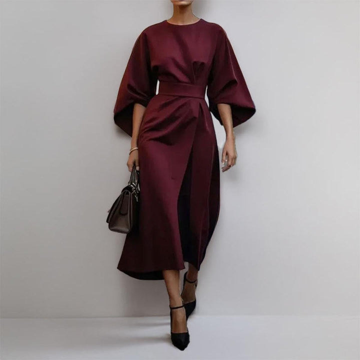 Versatile women's elegant batwing sleeve maxi dress, comfortable and chic for any occasion, day or night.