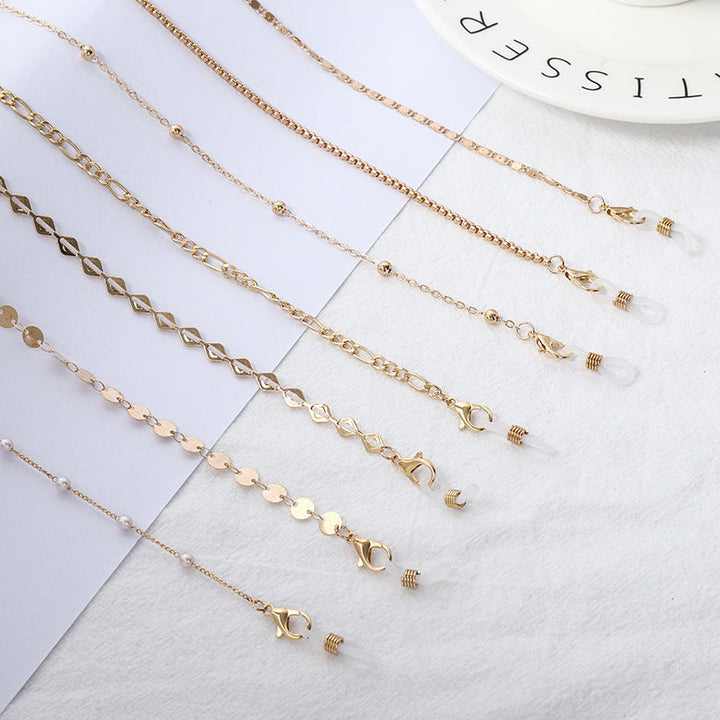 Elegant women's beaded necklace with sparkling crystal pendants. A fashion statement piece.