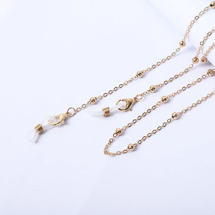 Beautifully crafted women's elegant beaded necklace with sparkling crystal pendants.