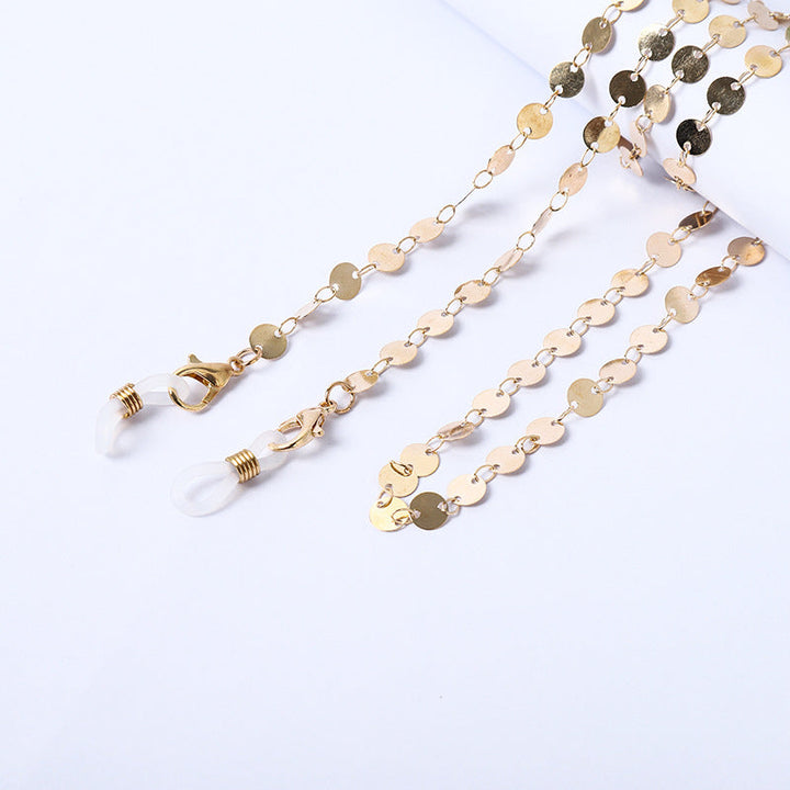 Exquisite elegant beaded necklace for women, featuring sparkling crystal pendants.