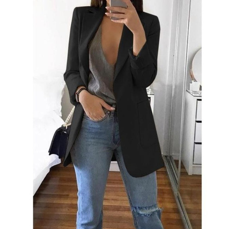 Classic women's elegant blazer, perfect for professional office wear and sophisticated events.