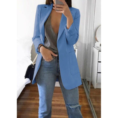 Sophisticated women's formal blazer, ideal for a polished, professional, or casual chic look.
