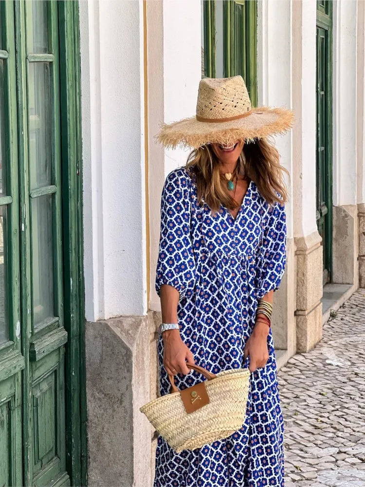 Comfortable women's elegant boho floral maxi dress with a flowy design. Perfect long summer dress.