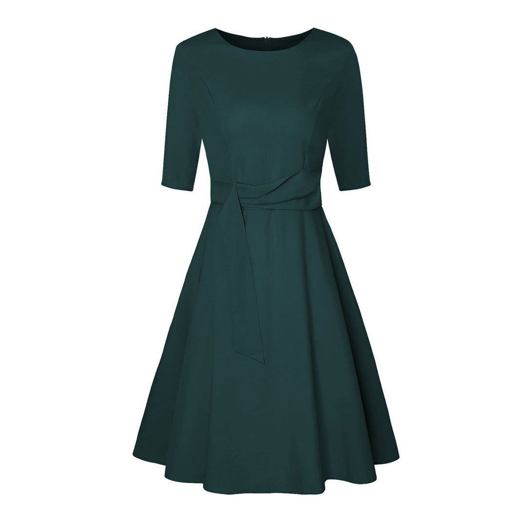 Versatile women's midi blouse with bow, ideal for professional workwear or stylish party outfits. Sophisticated top.