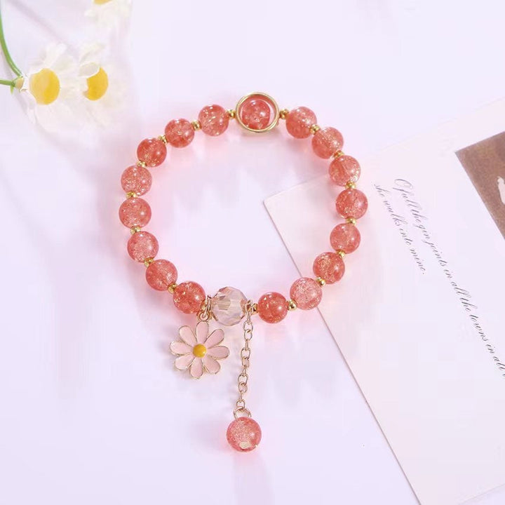 A vibrant women's flower pendant bracelet, designed with eye-catching sparkling glass beads for fashion.