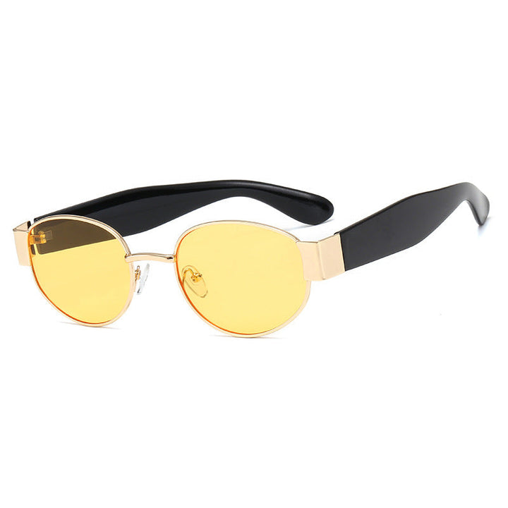 Chic women's cat-eye sunglasses. Fashionable UV protection eyewear, a sophisticated accessory for women.