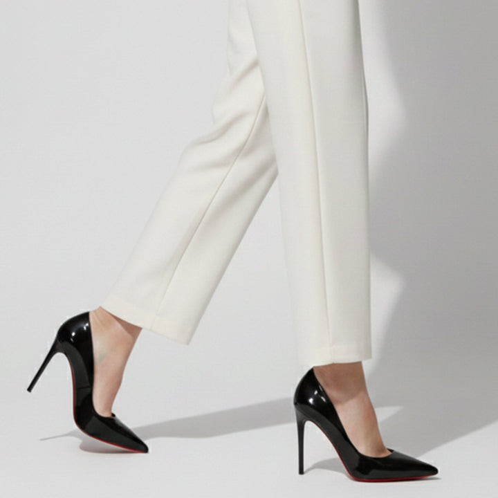 Chic women's pointed pumps. Versatile formal heels ideal for workwear, elegant evenings, or all-season wear.