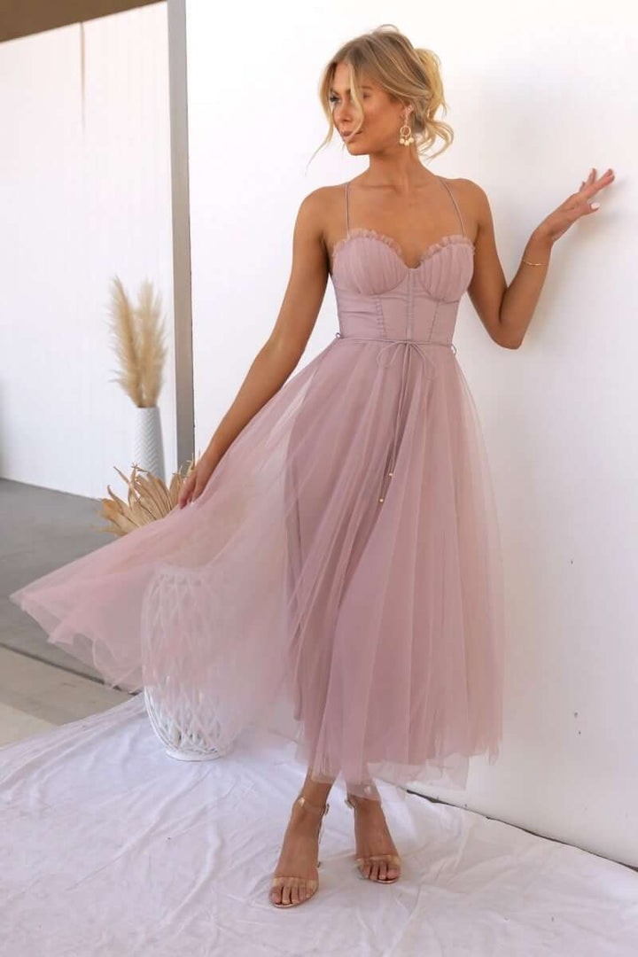Elegant women's corset midi dress with flowing tulle skirt, perfect for formal occasions.